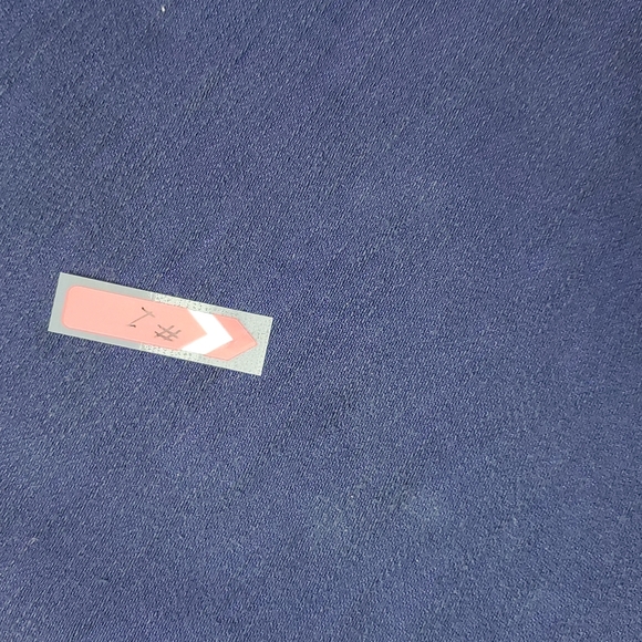 Lululemon Yoga Pant in Indigo blue with Texture size 6 - Picture 7 of 10